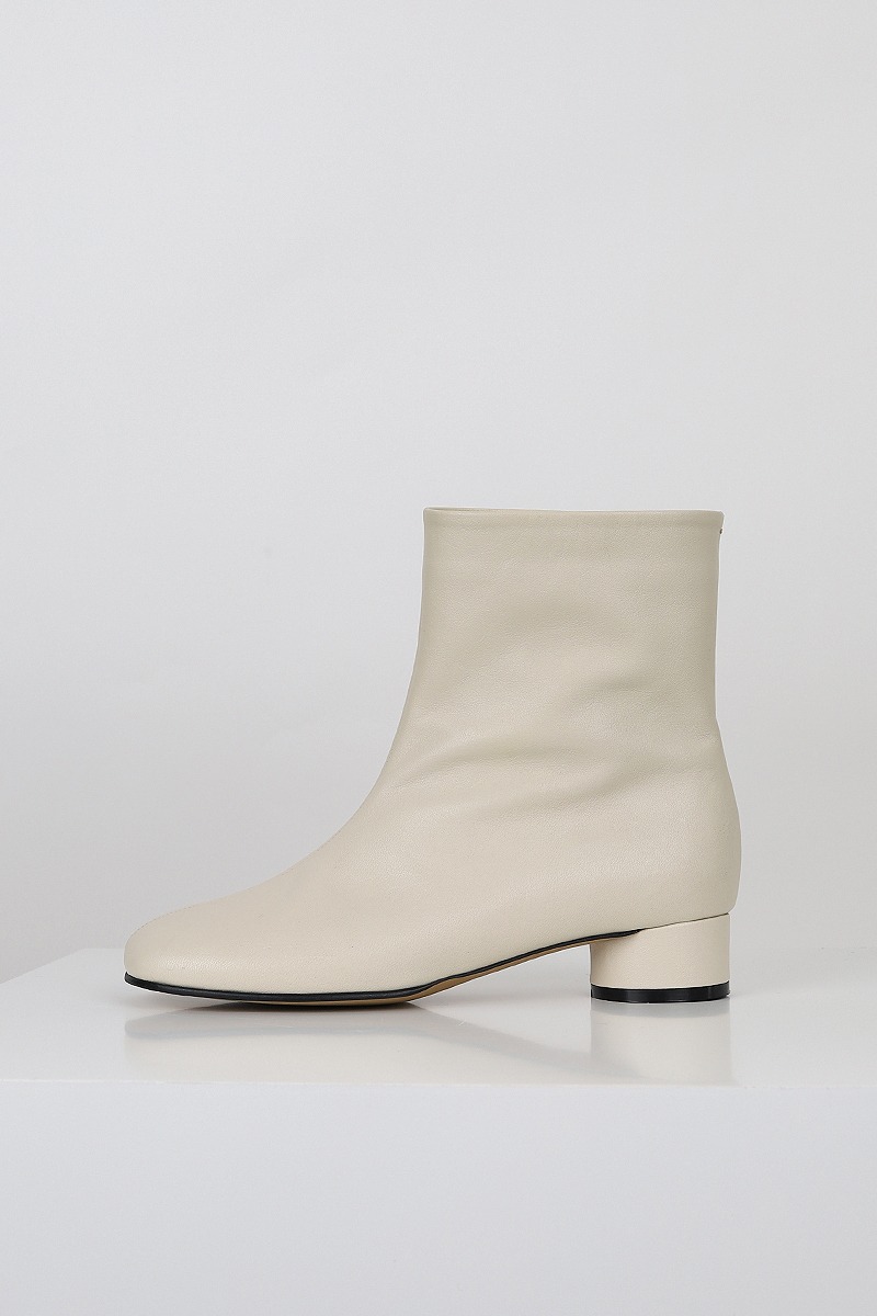 Egg ankle boots (밀크)